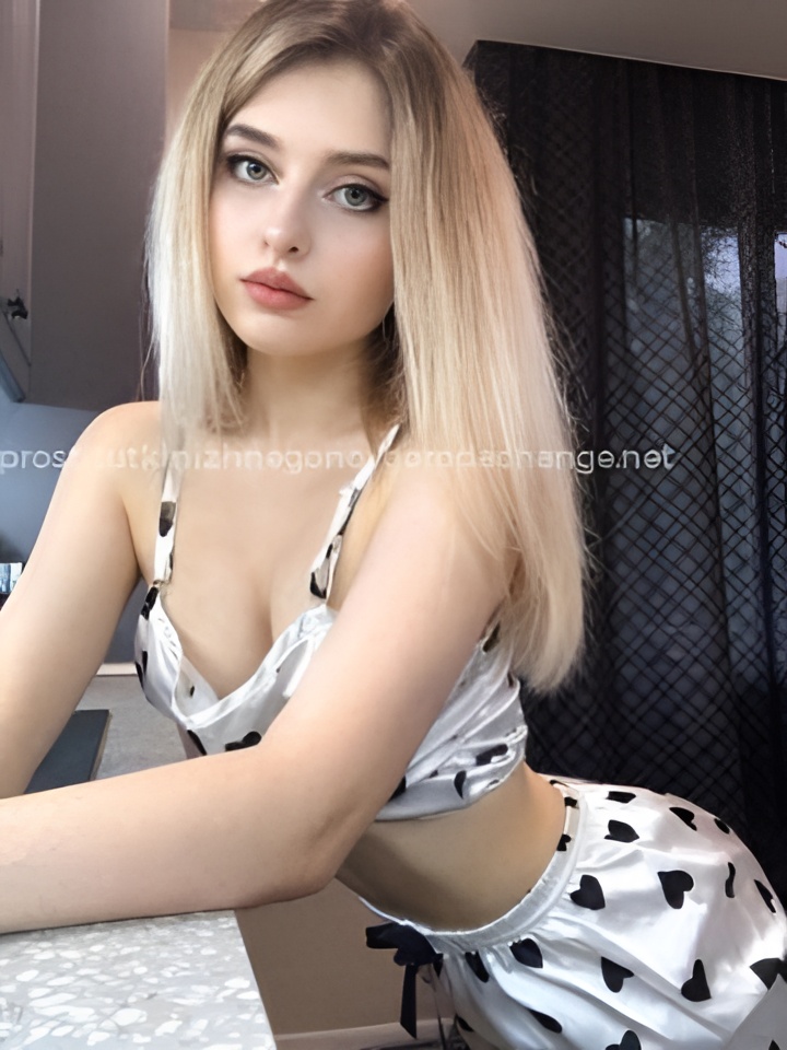 Дарья привлекательная девушка из Ахтубинск цена от 10000 руб