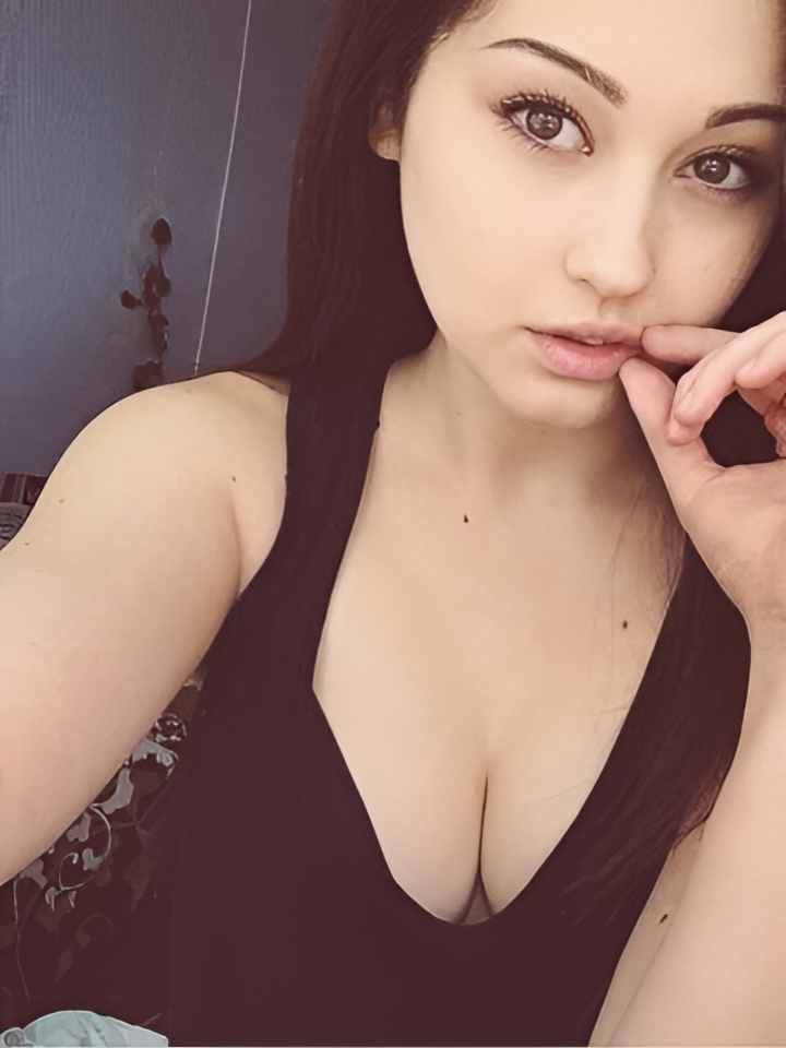 Нина привлекательная девушка из Ахтубинск цена от 1500 руб