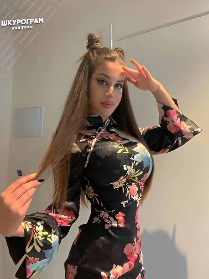 Тая привлекательная девушка из Ахтубинск цена от 10000 руб