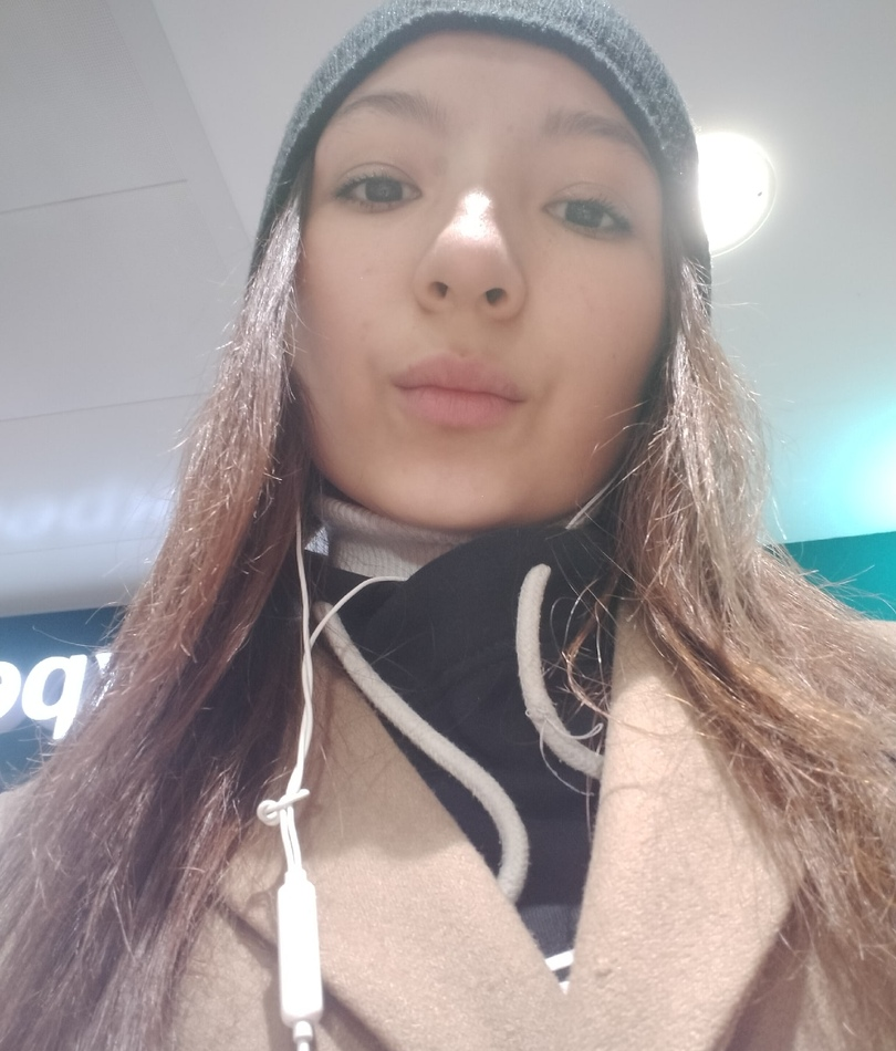 Надежда привлекательная девушка из Ахтубинск цена от 3000 руб