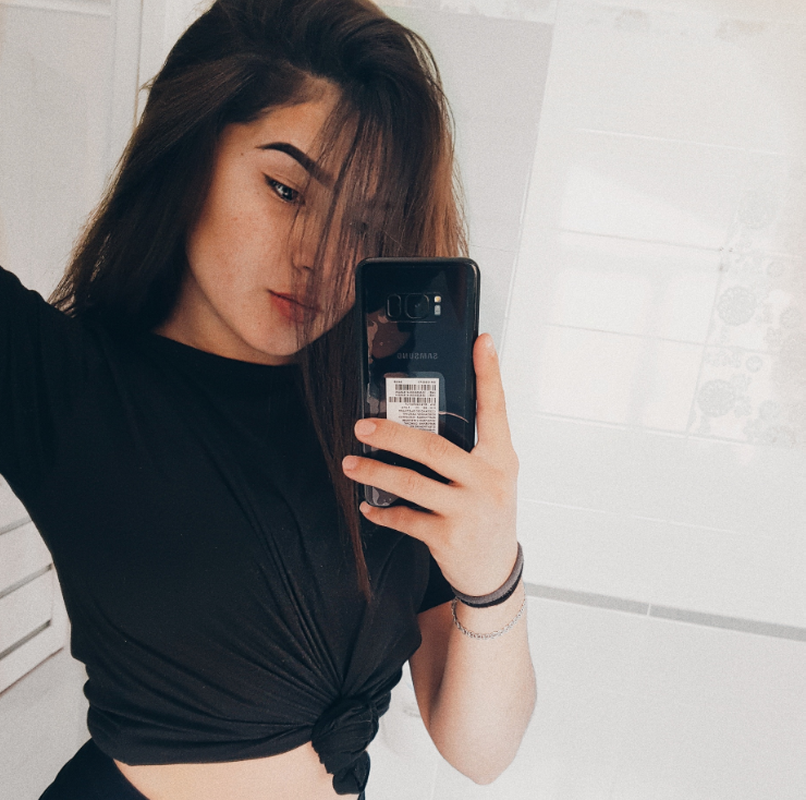 Варя привлекательная девушка из Ахтубинск цена от 3500 руб