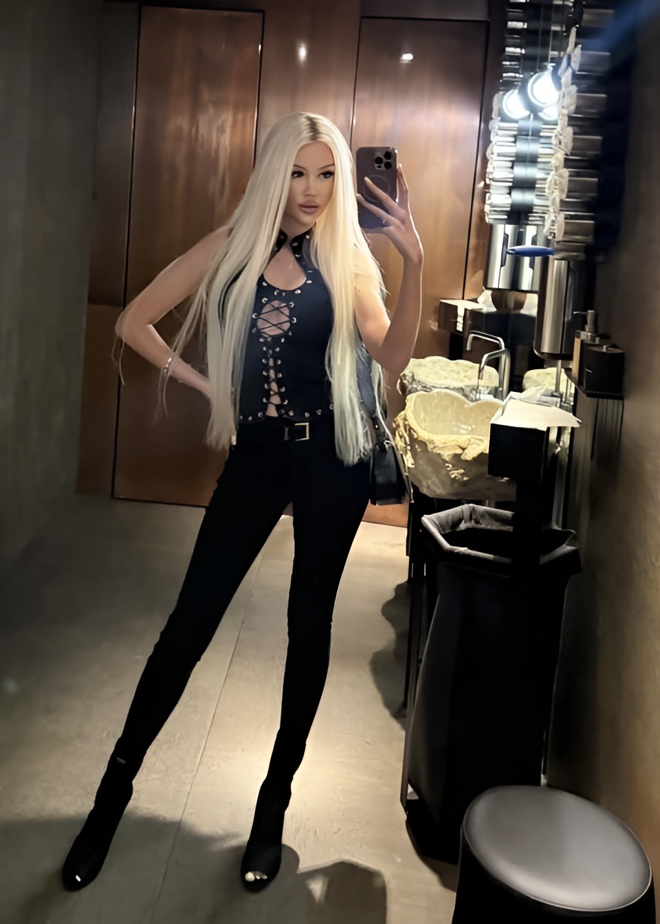 Индивидуалка ВАСЕЛИСА ФИТНЕС МОДЕЛЬ, доступна для личного знакомства от 18000 руб