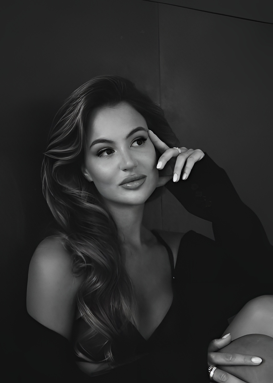 Индивидуалка Неонилла, доступна для личного знакомства от 19000 руб